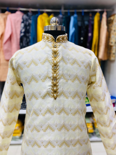 unique neck pattern men's kurta 